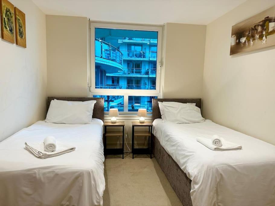 Stunning 2 Bed Thames River View - Central London Exterior photo